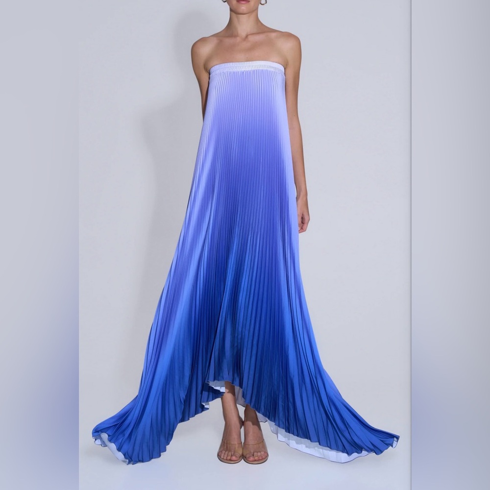 Elegant Blue Ombre Strapless Dress